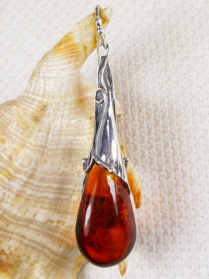 Wisiorek srebrny z bursztynem, handmade 620-318