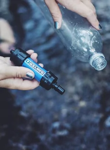 Filtr do wody Sawyer Mini Water Filtration System - orange - Kuchnia turystyczne i akcesoria - miniaturka - grafika 4