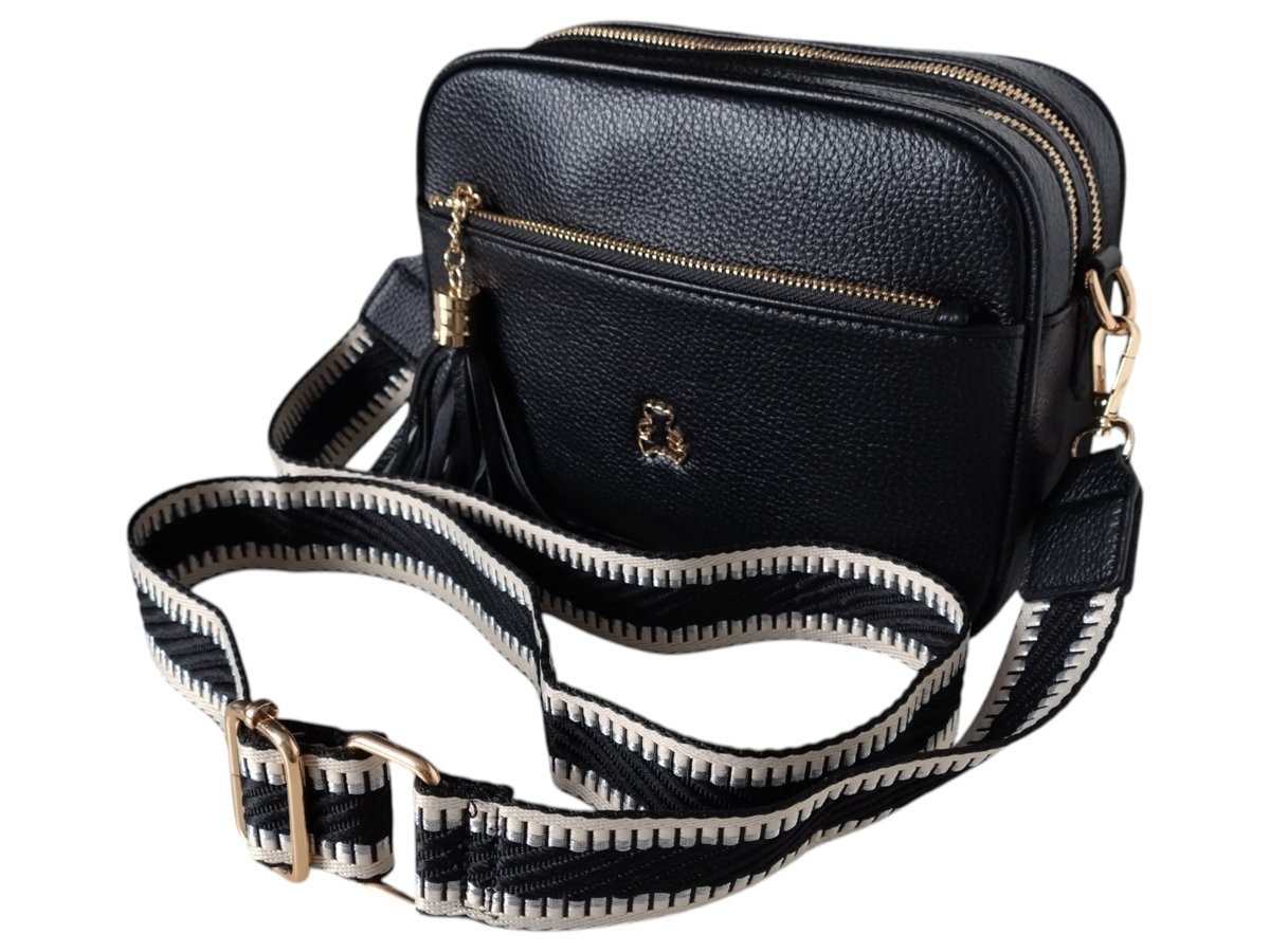 Torebka Damska Czarna Mała Listonoszka Na Ramię, Kuferek Z Szerokim Paskiem