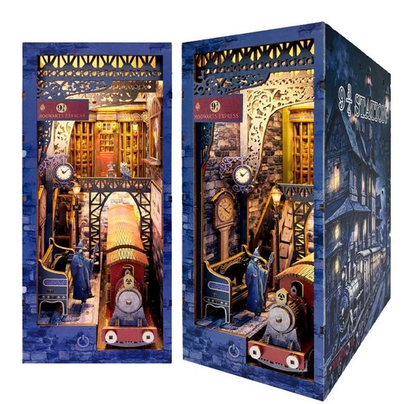 Miniaturowy domek Book Nook - Hogwart Ekspress