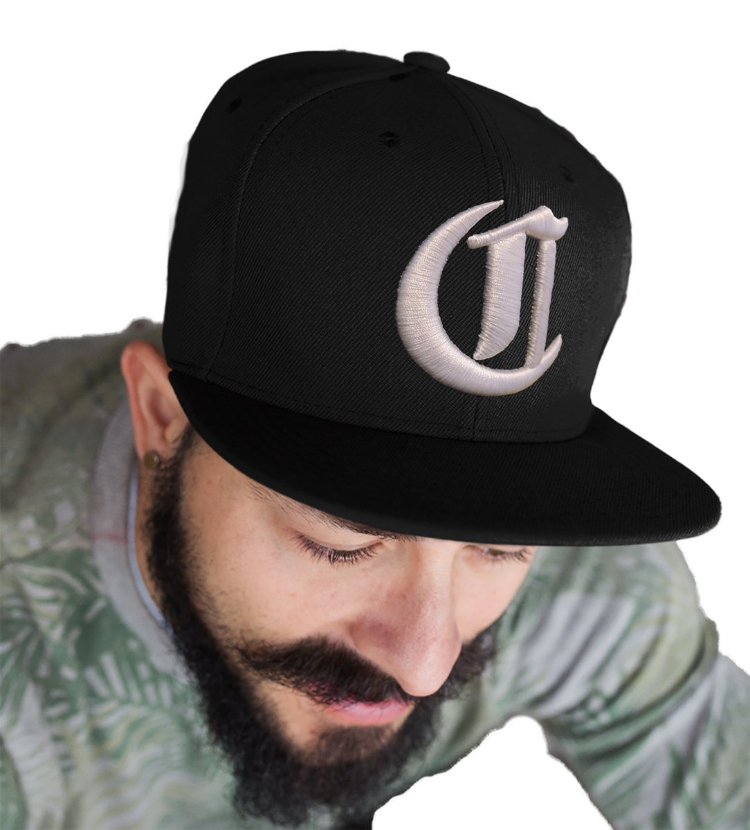 CZAPKA PROSTY DASZEK GOTYCKIE LITERY HAFT 3D C