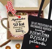 Gadżety dla niej i dla niego - Zestaw prezentowy na 50 urodziny - kubek na 50 z imieniem oraz torba - miniaturka - grafika 1