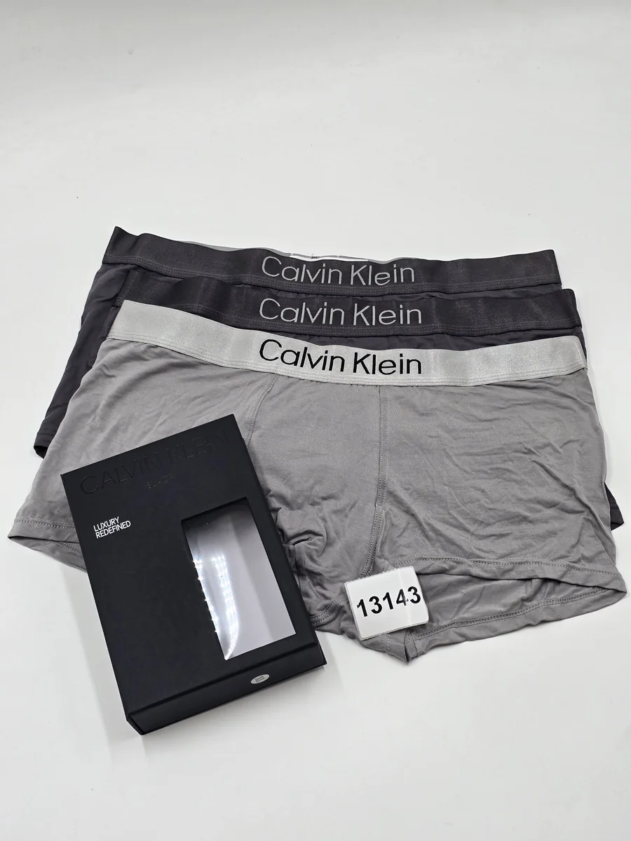 Męskie bokserki CALVIN KLEIN 3 pary rozmiar XL (13143w21
