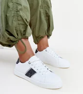 Sneakersy damskie - Biało-czarne sneakersy z ozdobnym paskiem Grada-40 - miniaturka - grafika 1