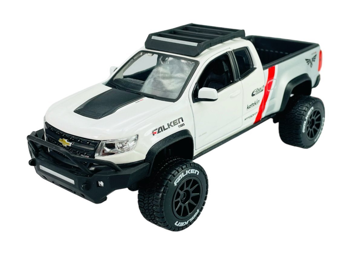 MAISTO DESIGN 2017 CHEVROLET COLORADO ZR2 BIAŁY 1:27 32534