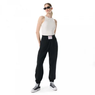 Damskie spodnie dresowe Prosto Sweatpants Dixie - czarne - PROSTO - Spodnie sportowe damskie - miniaturka - grafika 1