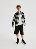 Bluzki dla chłopców - Reserved - Bawełniana koszula w kratę - jasnoszary - miniaturka - grafika 1