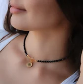 Naszyjniki - Choker naszyjnik onyksy moneta srebro 925 pozłacane - miniaturka - grafika 1