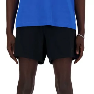 Spodenki New Balance MS41511BK - czarne - Spodnie sportowe męskie - miniaturka - grafika 1