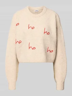 Sweter z dzianiny z haftem i okrągłym dekoltem - Swetry damskie - miniaturka - grafika 1