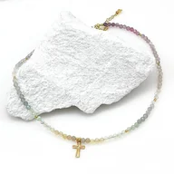 Naszyjniki - Naszyjnik z fluorytu z krzyżykiem - miniaturka - grafika 1