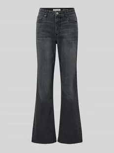 Jeansy z wysokim stanem o rozkloszowanym kroju z mieszanki bawełny model ‘KIRUNA’ - Spodnie damskie - miniaturka - grafika 1