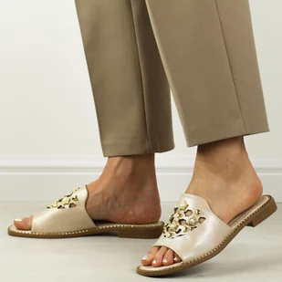 Złote płaskie klapki damskie S.Barski 063 - S.BARSKI - Klapki i japonki damskie - miniaturka - grafika 1