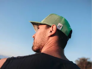 COMPRESSPORT Czapka lifestyle TRUCKER CAP summer green - Czapki i chusty sportowe męskie - miniaturka - grafika 5