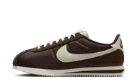 Buty sportowe damskie - Nike Cortez Textile Baroque Brown Sail Light Orewood Brown - miniaturka - grafika 1
