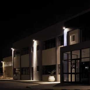 Reflektor zewnętrzny LED Philips ProjectLine 6 500K 100W - Lampy ogrodowe - miniaturka - grafika 2