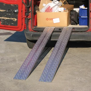 METALMEC Szyny najazdowe, para, długość 3000 mm, szerokość 300 mm, nośność 700 kg M040B3HS/30 - Pozostałe wyposażenie warsztatu - miniaturka - grafika 1