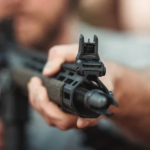 Magpul - Muszka składana MBUS Gen. 3 - Czarna - MAG1166-BLK - Osprzęt do wiatrówek - miniaturka - grafika 5