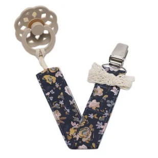 Hi Little One zawieszka do smoczka BOHO FLOPI Navy Pom Pom - Akcesoria do smoczków - miniaturka - grafika 1