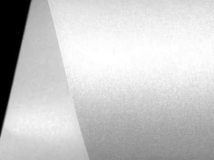 Sirio Pearl Ice White C6 114x162 mm, 125g, NK. Biała metalizowana błyszcząca, przyjazna środowisku, koperta ozdobna (kod ppp425) przecena - 25% - Koperty - miniaturka - grafika 1