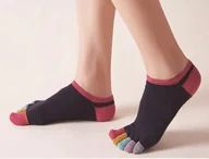 Skarpetki damskie - Stopki skarpetki pięciopalcowe kolorowe czarne joga pilates gimnastyka - miniaturka - grafika 1