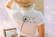 Bluzki damskie - biała bluzka z dmuchawcem z tyłu - miniaturka - grafika 1