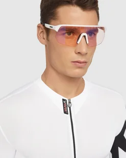 ASSOS okulary rowerowe z fotochromem DONZI fotodynamic - Okulary sportowe - miniaturka - grafika 9