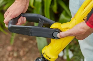 Podkaszarka akumulatorowa Stanley FATMAX SFMCST933M1 4,0Ah 18V v20 - Podkaszarki - miniaturka - grafika 9