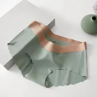 Majtki damskie - Bezszwowe figi - miniaturka - grafika 1