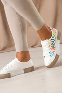 Trampki damskie - Białe trampki damskie sneakersy z kolorowymi sercami na platformie sznurowane Carla QY853-9 - miniaturka - grafika 1