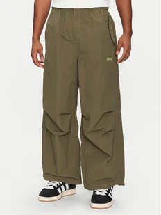 adidas Spodnie dresowe Parachute JD5416 Zielony Loose Fit - Spodnie sportowe męskie - miniaturka - grafika 1