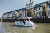 Czasopisma - Rejs katamaranem solarnym po Odrze - Wrocław - miniaturka - grafika 1
