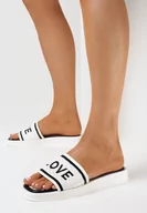 Klapki i japonki damskie - Białe Klapki z Kwadratowym Noskiem i Paskiem z Napisem Jeliana - miniaturka - grafika 1