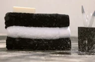 Ręczniki - Naf Naf Ręcznik Random Black - miniaturka - grafika 1