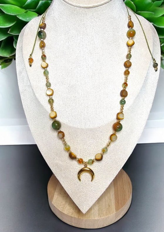 Pawie Oko Lunula Naszyjnik z zawieszką w kształcie księżyca Lunuli z Agatu i Muszli na sznurku