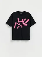 Koszulki dla chłopców - Reserved - T-shirt z nadrukiem - czarny - miniaturka - grafika 1