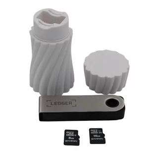 Etui Na Portfel Kryptowalut Ledger Nano S Plus - Pendrive - miniaturka - grafika 1