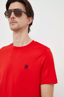 Koszulki męskie - Tommy Hilfiger t-shirt bawełniany męski kolor czerwony z aplikacją - grafika 1