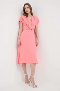 Sukienki - BOSS sukienka kolor fioletowy midi rozkloszowana - Boss - grafika 1