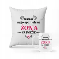 Gadżety dla niej i dla niego - ZESTAW PODUSZKA + KUBEK Prezent Dla Żony Walentynki Wspaniała Żona + IMIĘ - miniaturka - grafika 1