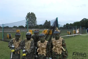 Paintball Lara Croft dla Kobiet Szczecin - Czasopisma - miniaturka - grafika 1