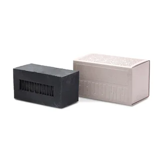 HHUUMM Naturalne mydło z Węglem aktywnym Onyx 110g - Mydła - miniaturka - grafika 1