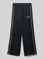 Spodnie i spodenki dla chłopców - Spodnie dresowe o kroju regular fit z dodatkiem bawełny - miniaturka - grafika 1