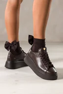 Półbuty damskie - Czekoladowe sneakersy skórzane damskie buty sportowe na platformie złote serce na języku sznurowane PRODUKT POLSKI Casu 8201 - miniaturka - grafika 1