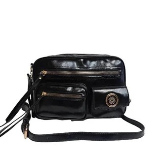 Torebka listonoszka Monnari czarna z kieszeniami łańcuszek - Torebki damskie - miniaturka - grafika 1