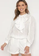 Bluzki damskie - Biała Koszulowa Bluzka z Tłoczonej Tkaniny z Wiązaniem przy Dekolcie Sepiane - miniaturka - grafika 1