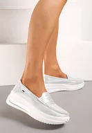 Mokasyny damskie - Srebrne Mokasyny z Ekozamszu na Platformie Ozdobione Paseczkiem Adrancia - miniaturka - grafika 1