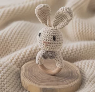 Gryzak grzechotka drewniana ECO króliczek handmade - Gryzaki dla dzieci - miniaturka - grafika 1