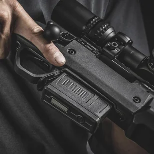 Magpul - Gniazdo magazynka do łoża Hunter 700L + Magazynek PMAG 5 AC L Magnum - MAG497-BLK - Osprzęt do wiatrówek - miniaturka - grafika 5