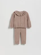 Komplety dla niemowląt - Reserved - Dzianinowy komplet z falbanką - jasnofioletowy - miniaturka - grafika 1